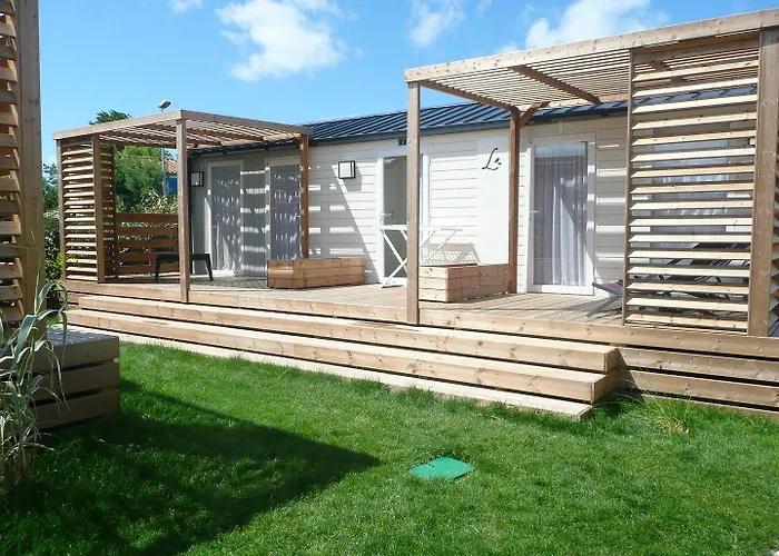 Ulvf Les Beaupins Holiday park 3*
