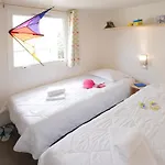 Ulvf Les Beaupins Holiday park 3*