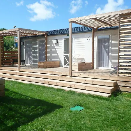 Vakantiepark Ulvf Les Beaupins 3*