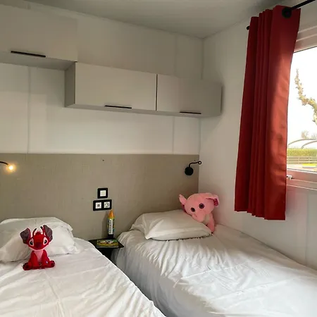 Ulvf Les Beaupins Aldeamento Turístico 3*