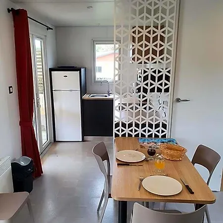 Kompleks wypoczynkowy Ulvf Les Beaupins Saint-Denis-dʼOléron
