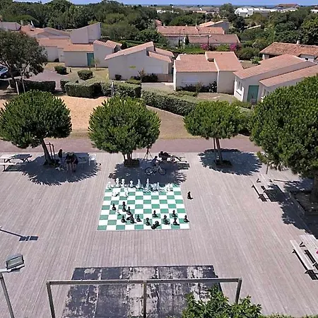Ulvf Les Beaupins Kompleks wypoczynkowy Saint-Denis-dʼOléron