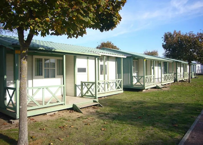 Ulvf Les Beaupins 3* Saint-Denis-dʼOléron