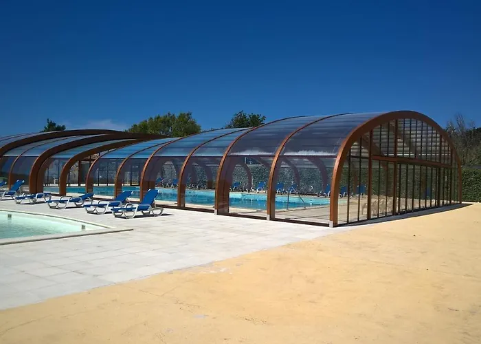 Ulvf Les Beaupins Aldeamento Turístico 3*