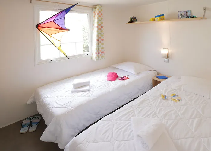 Ulvf Les Beaupins 3* Saint-Denis-dʼOléron